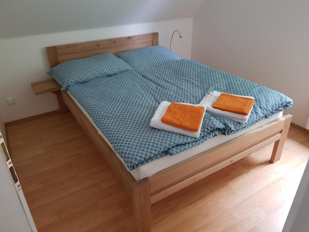 Holiday House Tereza ليبنو ناد فلتافو المظهر الخارجي الصورة
